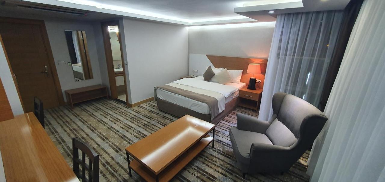 Bulvar Hotel İzmir Luaran gambar